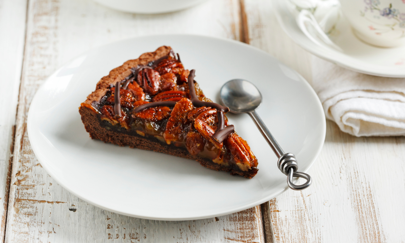 Date and Pecan Cake